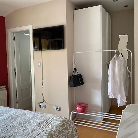 Habitación con baño privado en casa del Anfitrión Carandia Exterior foto